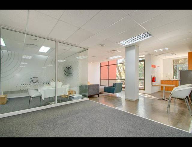 BUSINESS PROPERTY TO RENT IN SANDOWN